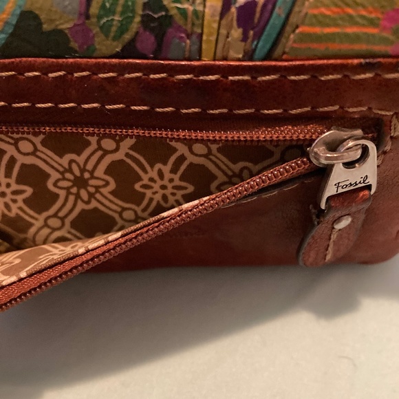 Vintage Fossil Leather Wallet - Picture 3 of 6